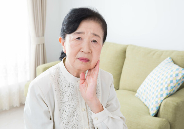 ゴミ屋敷化の原因は認知症？症状を理解して正しい対処を！